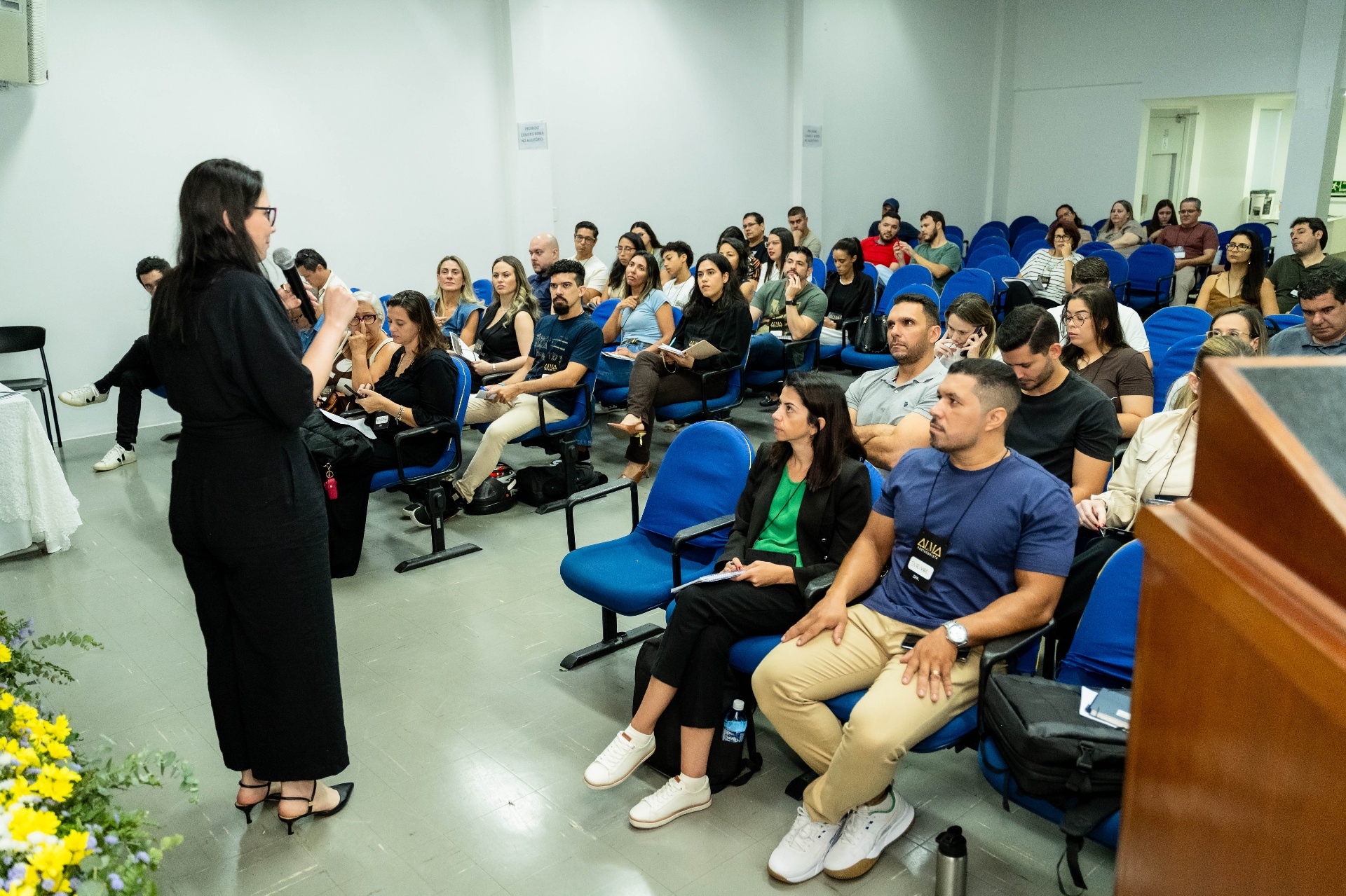 Plateia atenta em edição do Alma Protagonista
